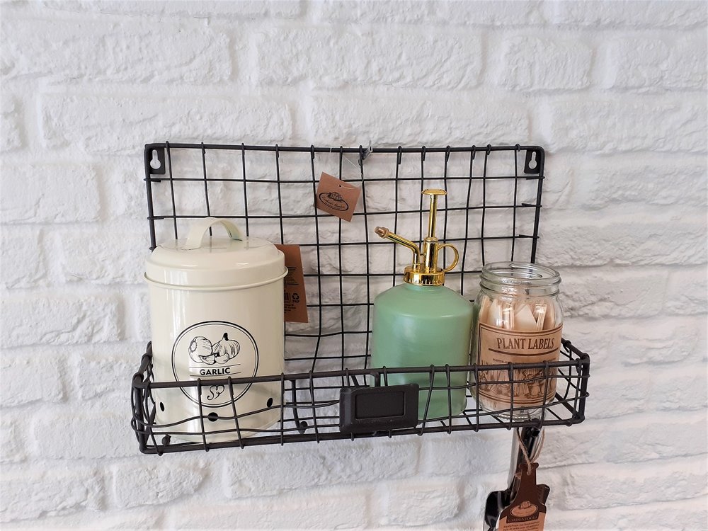 Vintage wandrek 1 vak, muurrek met 4 haken